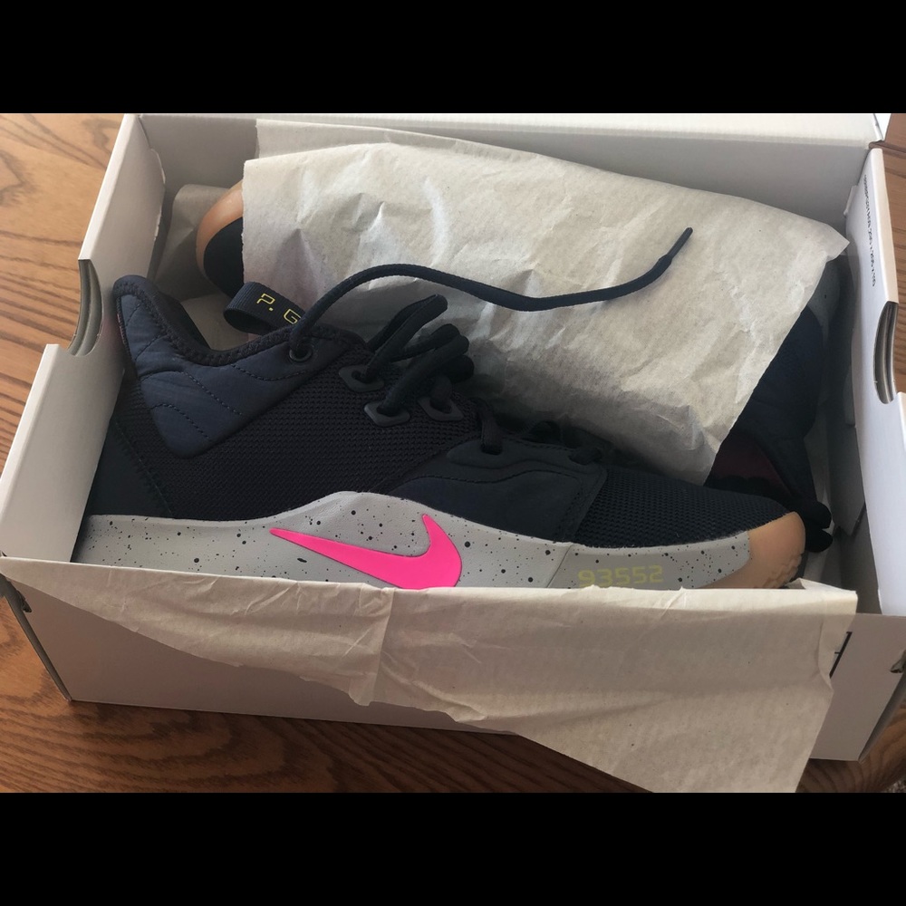 Nike- Paul George